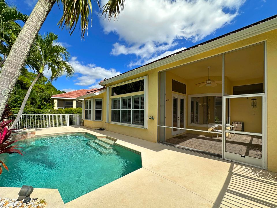 На продажу: $469,900 (3 спален, 3 ванн, 2314 Квадратных фут)