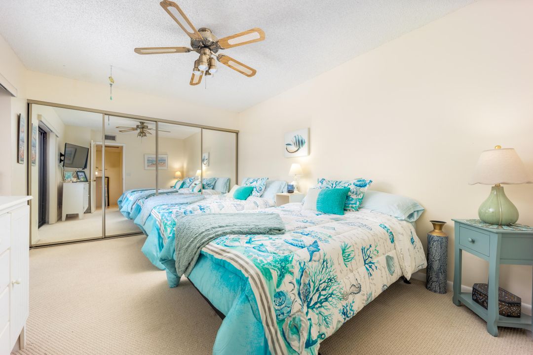 合同活跃: $449,000 (2 贝兹, 2 浴室, 1288 平方英尺)