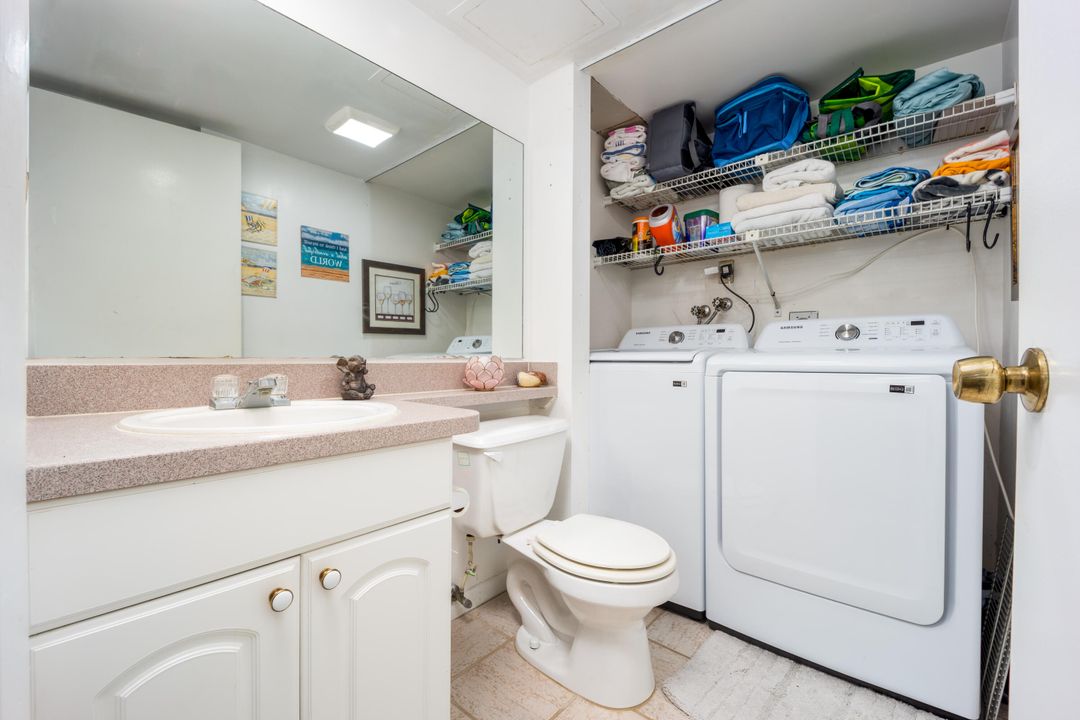 合同活跃: $449,000 (2 贝兹, 2 浴室, 1288 平方英尺)