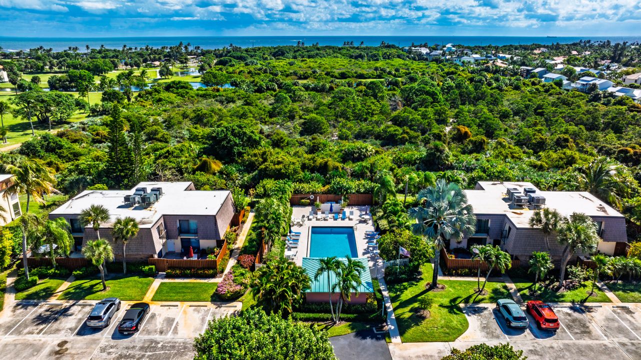 合同活跃: $449,000 (2 贝兹, 2 浴室, 1288 平方英尺)