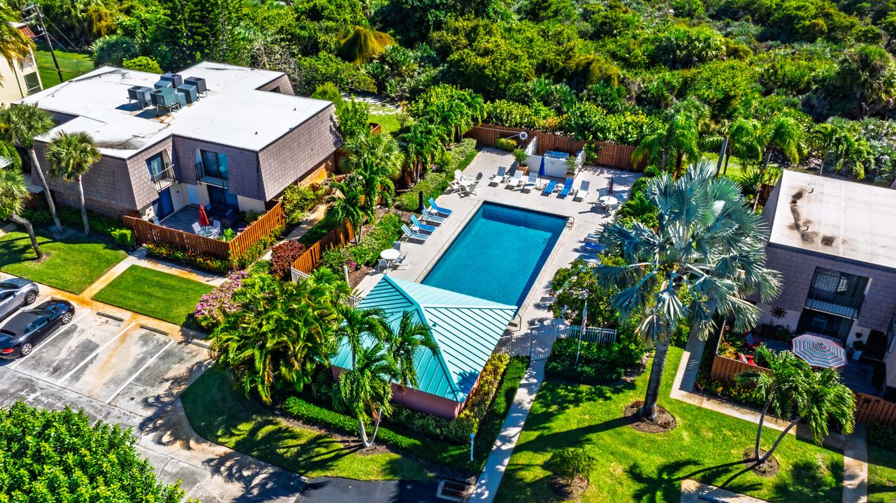 合同活跃: $449,000 (2 贝兹, 2 浴室, 1288 平方英尺)