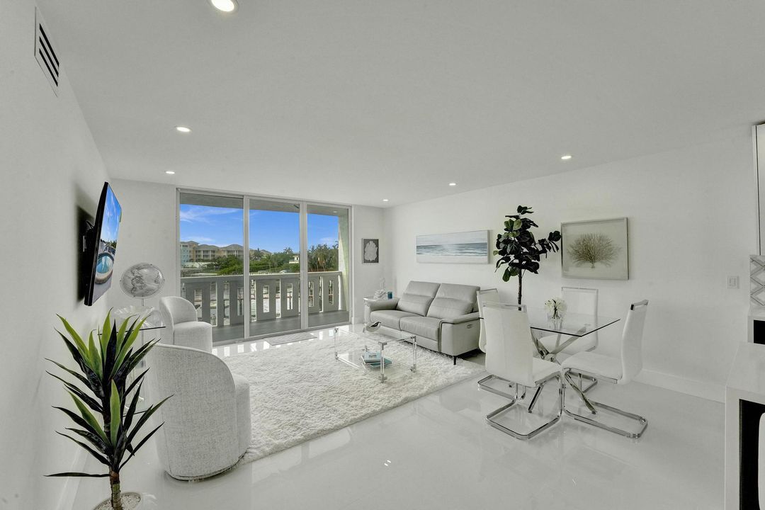 Activo con contrato: $475,000 (2 camas, 2 baños, 950 Pies cuadrados)