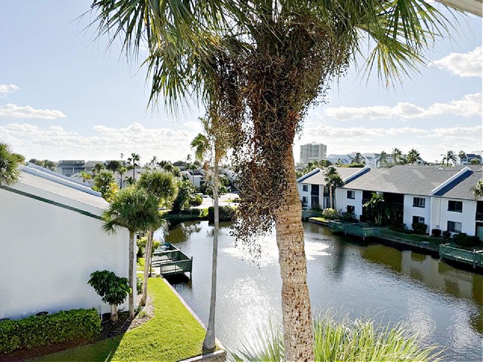 На продажу: $279,000 (2 спален, 2 ванн, 1172 Квадратных фут)