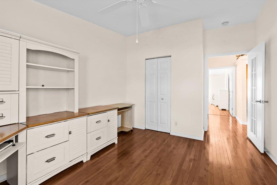 For Sale: $269,900 (3 beds, 2 baths, 1988 Square Feet)