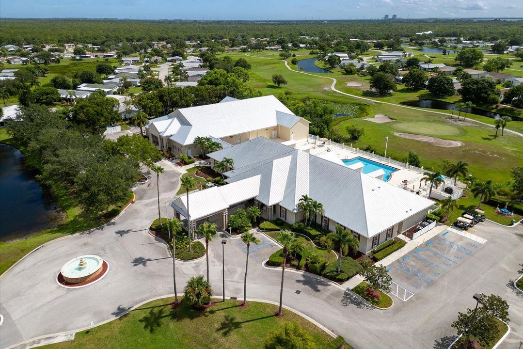 For Sale: $269,900 (3 beds, 2 baths, 1988 Square Feet)