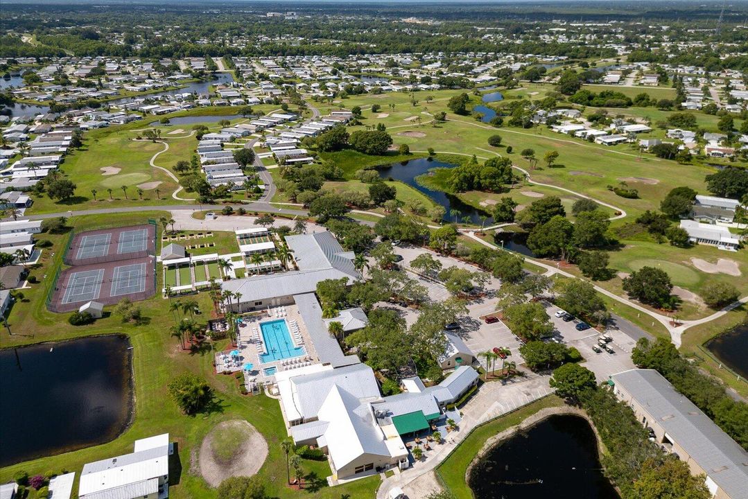 For Sale: $269,900 (3 beds, 2 baths, 1988 Square Feet)