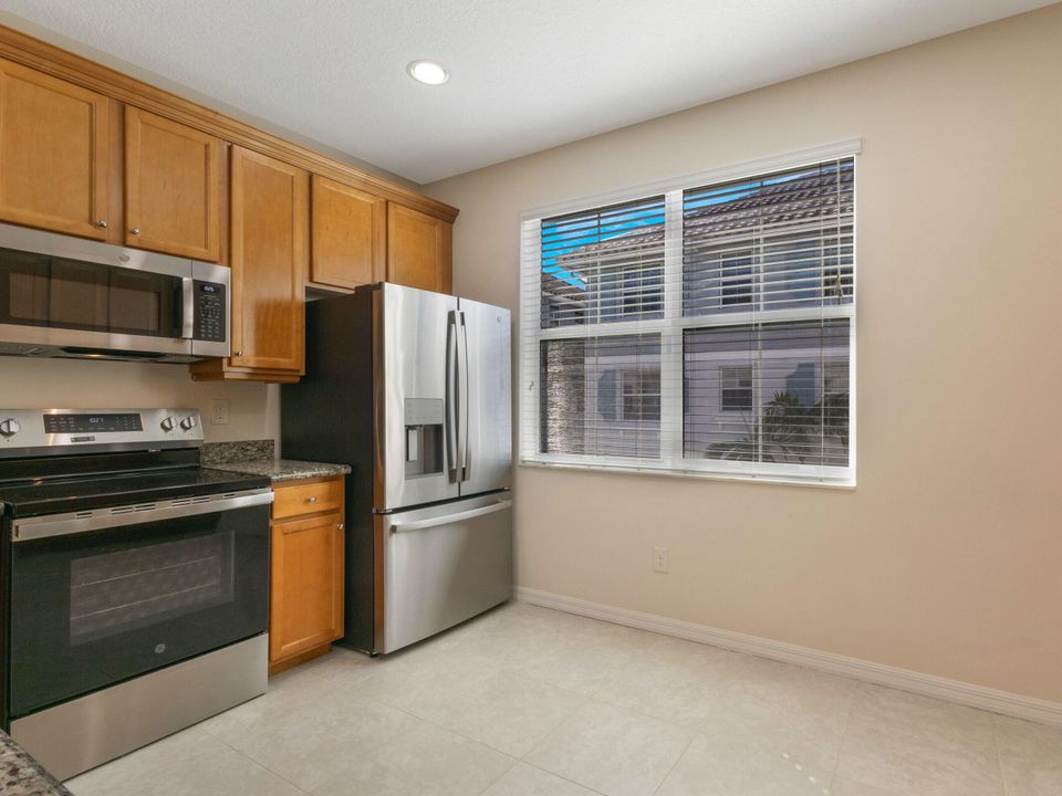 For Sale: $470,000 (3 beds, 2 baths, 1988 Square Feet)