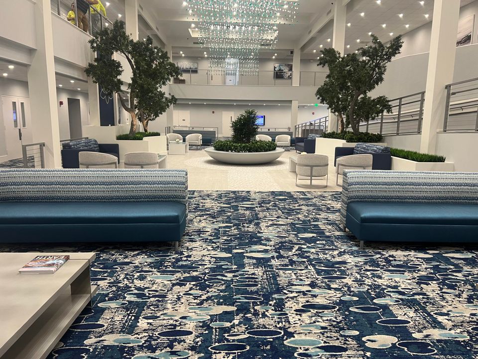 Под контрактом: $299,900 (2 спален, 2 ванн, 1230 Квадратных фут)