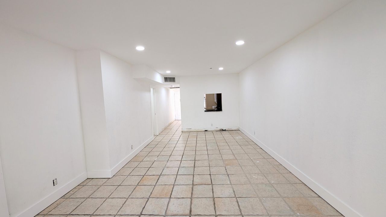 待售: $120,000 (1 贝兹, 1 浴室, 850 平方英尺)