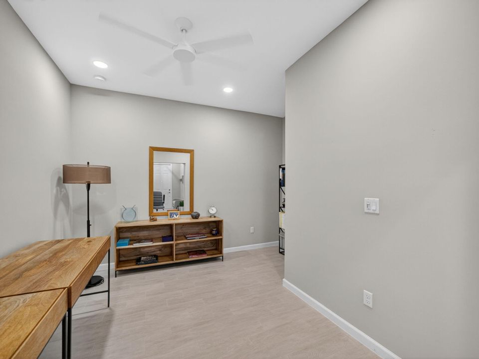 For Sale: $379,000 (2 beds, 2 baths, 1616 Square Feet)