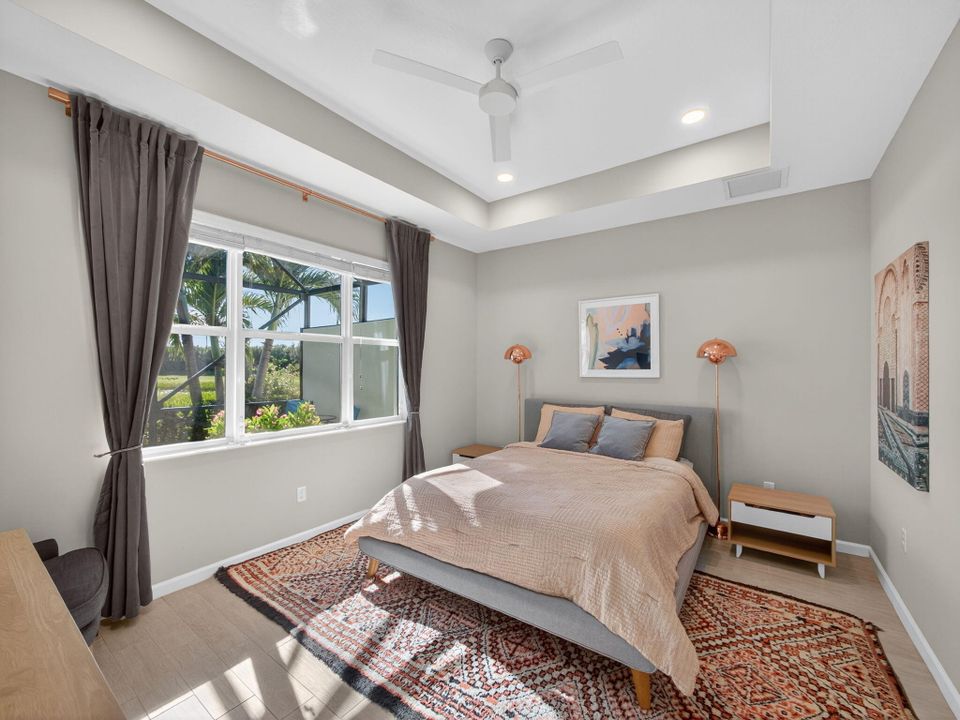 For Sale: $379,000 (2 beds, 2 baths, 1616 Square Feet)