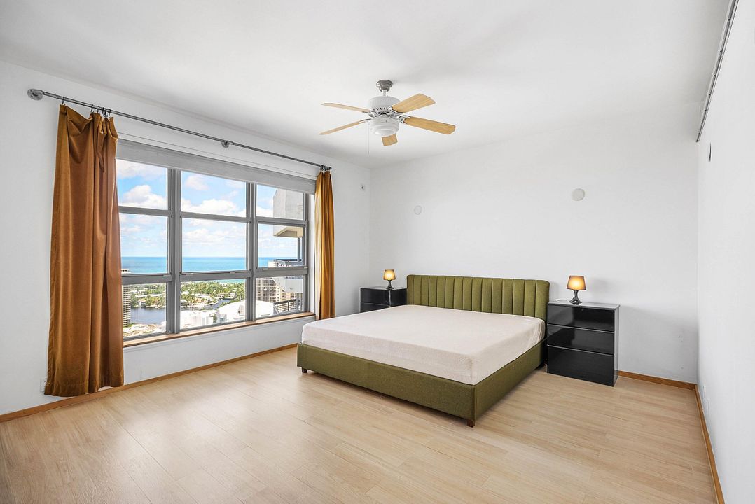 For Sale: $799,999 (2 beds, 2 baths, 1425 Square Feet)