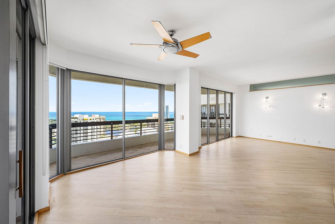 For Sale: $799,999 (2 beds, 2 baths, 1425 Square Feet)