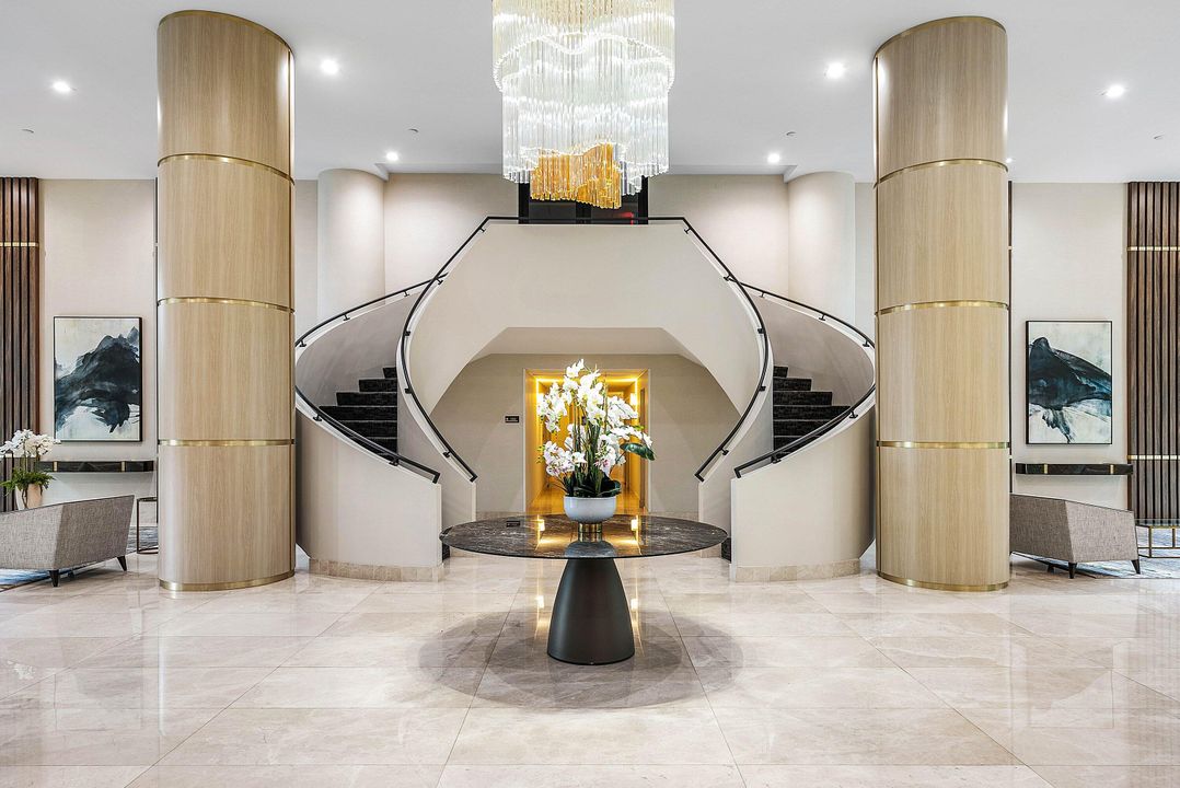 For Sale: $799,999 (2 beds, 2 baths, 1425 Square Feet)