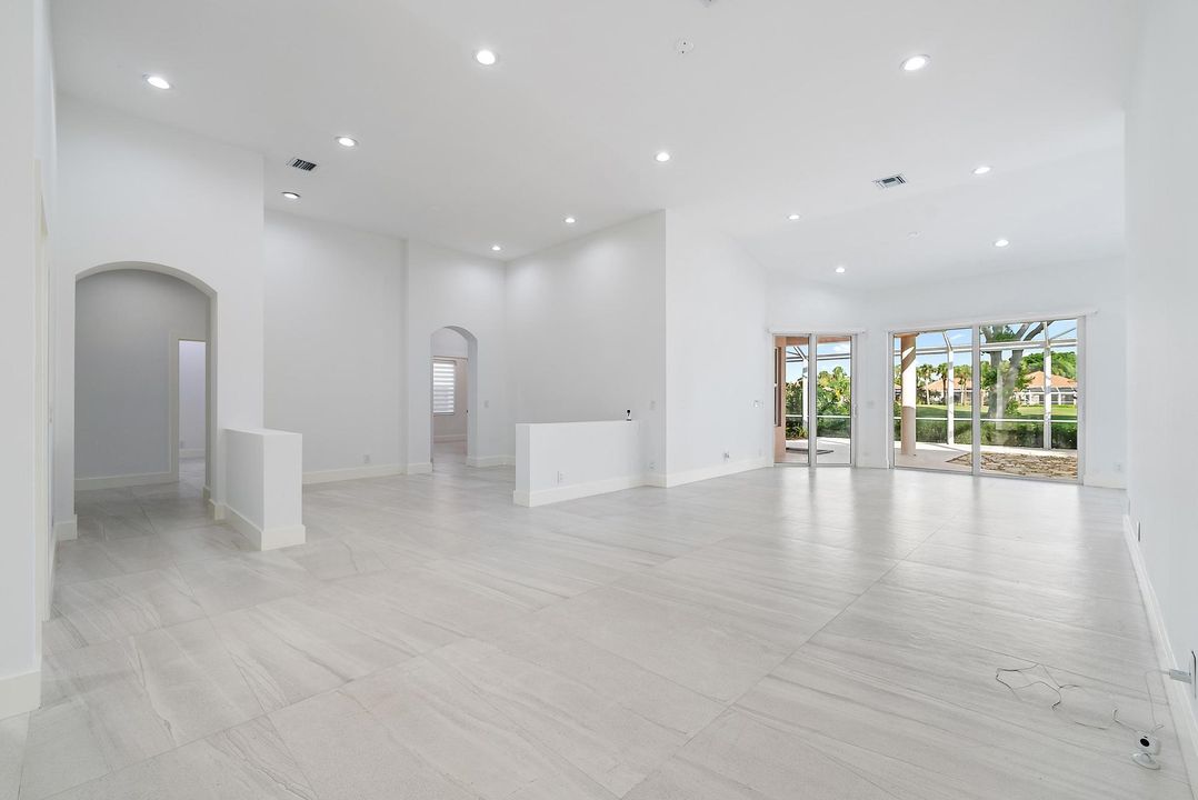 En Venta: $1,285,000 (3 camas, 3 baños, 3122 Pies cuadrados)