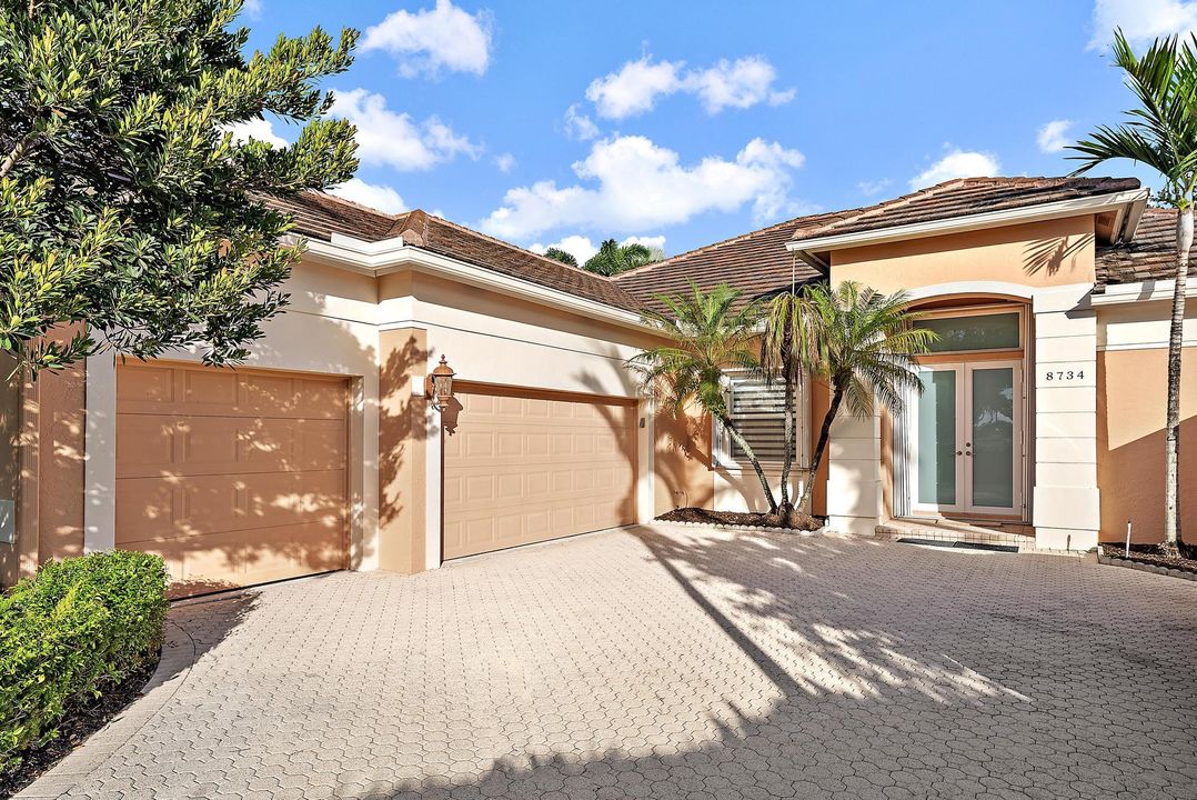 En Venta: $1,285,000 (3 camas, 3 baños, 3122 Pies cuadrados)