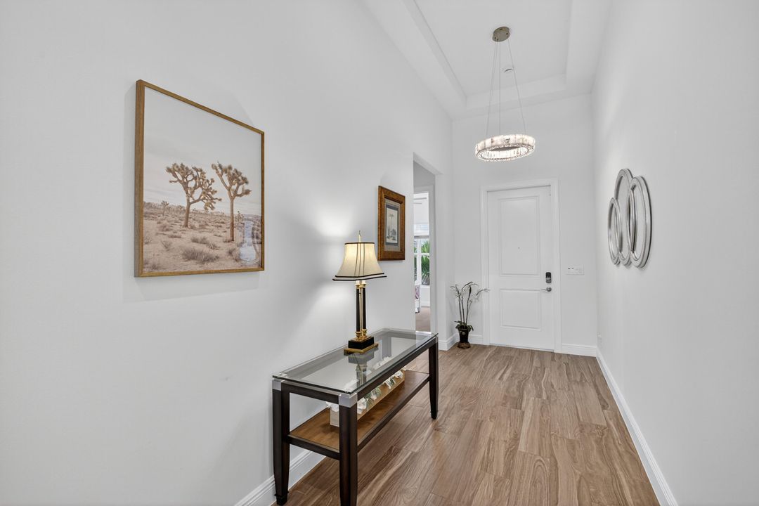 For Sale: $1,300,000 (3 beds, 2 baths, 2409 Square Feet)