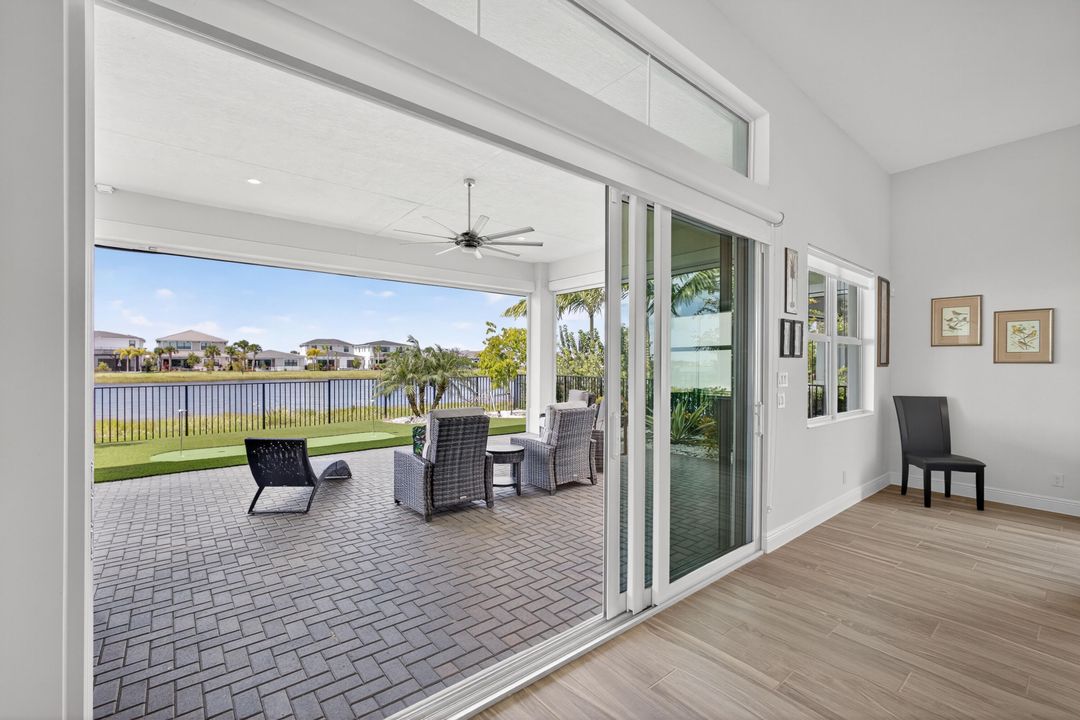 For Sale: $1,300,000 (3 beds, 2 baths, 2409 Square Feet)