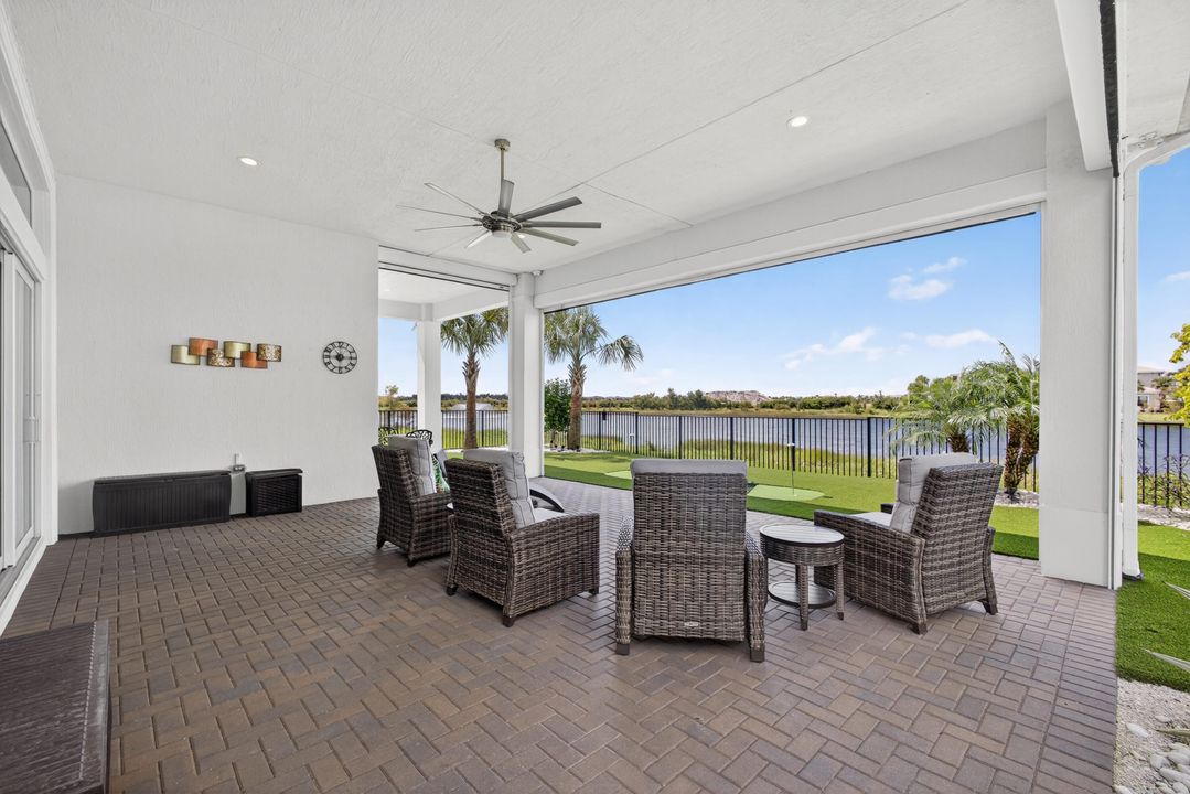 For Sale: $1,300,000 (3 beds, 2 baths, 2409 Square Feet)