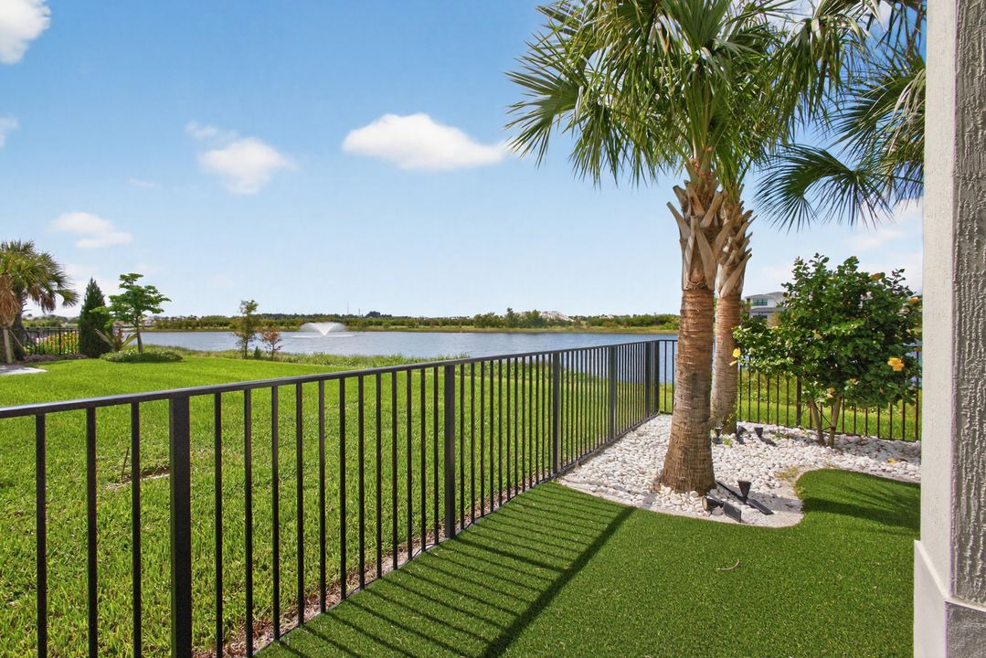 For Sale: $1,300,000 (3 beds, 2 baths, 2409 Square Feet)