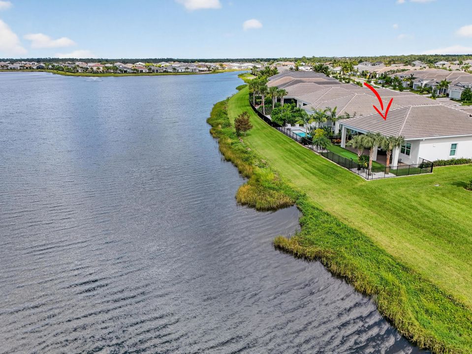 For Sale: $1,300,000 (3 beds, 2 baths, 2409 Square Feet)