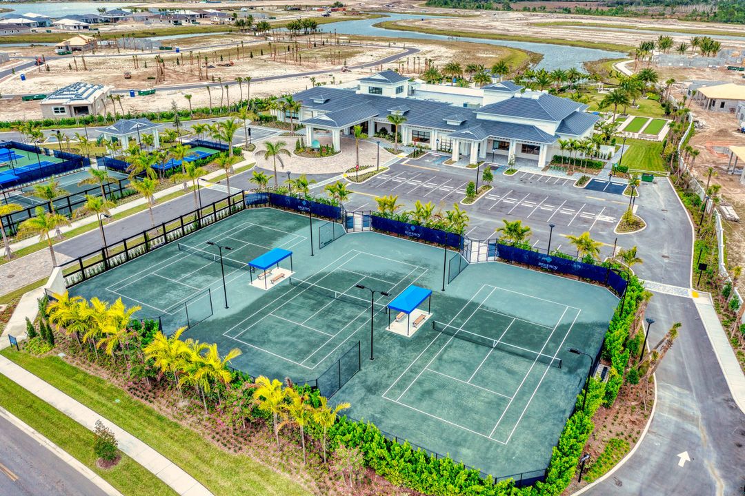 For Sale: $995,000 (3 beds, 3 baths, 2574 Square Feet)