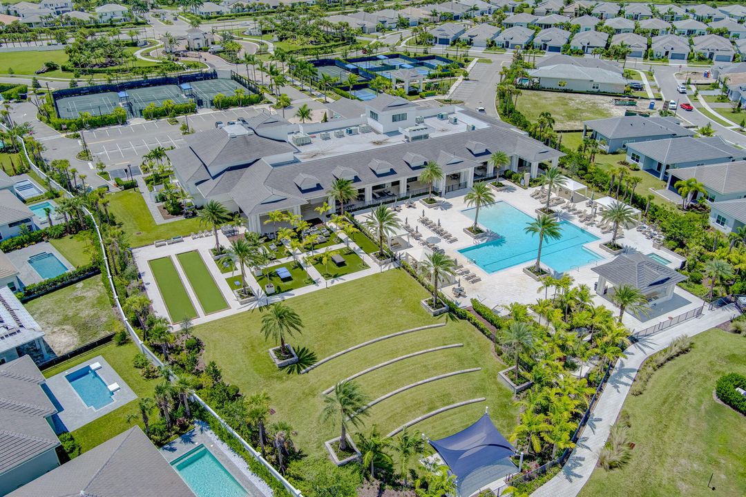 For Sale: $995,000 (3 beds, 3 baths, 2574 Square Feet)