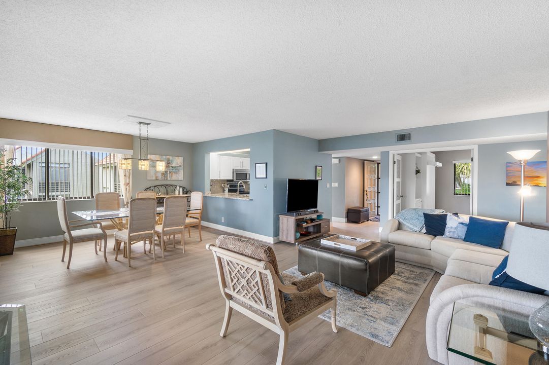 Active With Contract: $300,000 (3 beds, 2 baths, 1426 Square Feet)