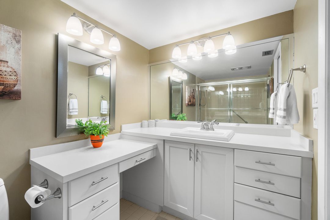 Active With Contract: $300,000 (3 beds, 2 baths, 1426 Square Feet)