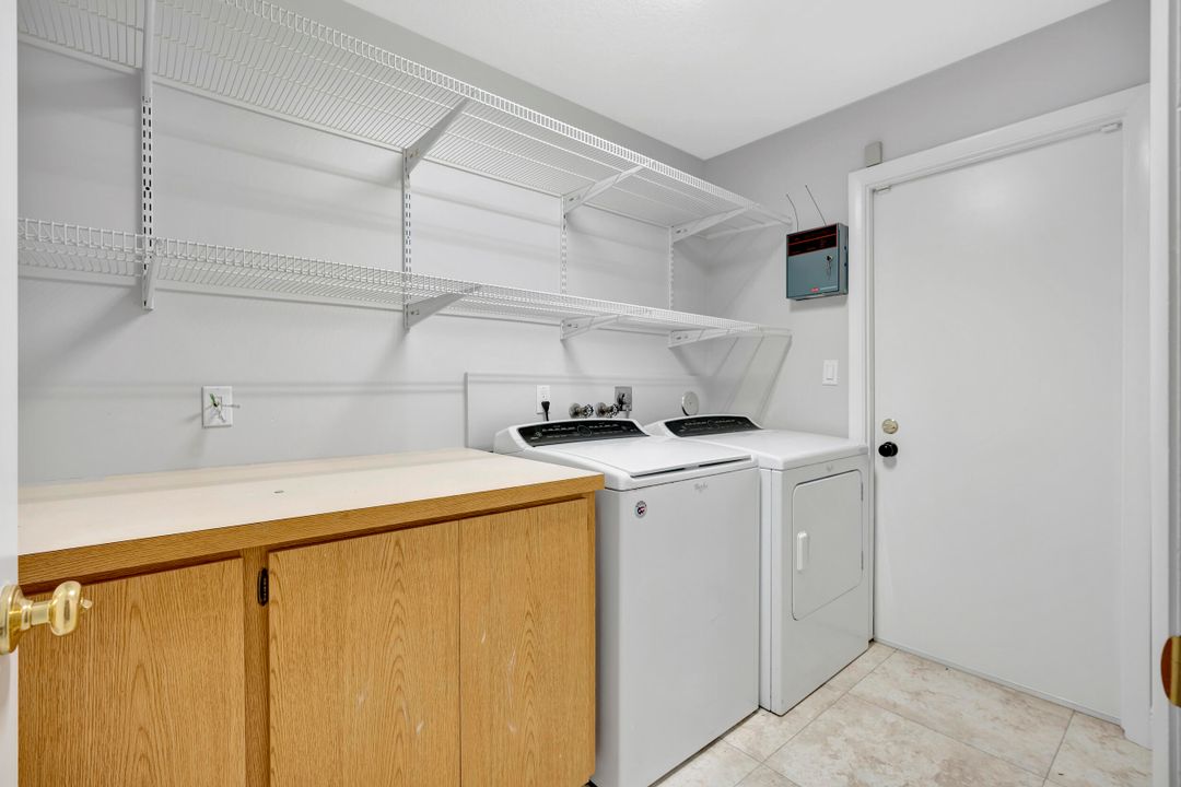 For Rent: $4,300 (3 beds, 2 baths, 1889 Square Feet)