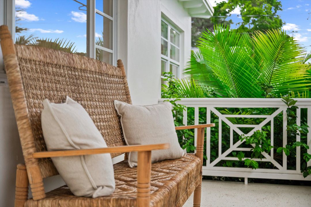 For Sale: $849,000 (2 beds, 2 baths, 1629 Square Feet)