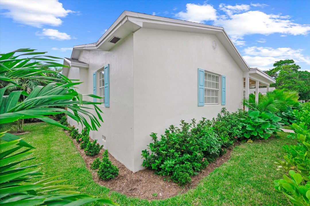 For Sale: $849,000 (2 beds, 2 baths, 1629 Square Feet)