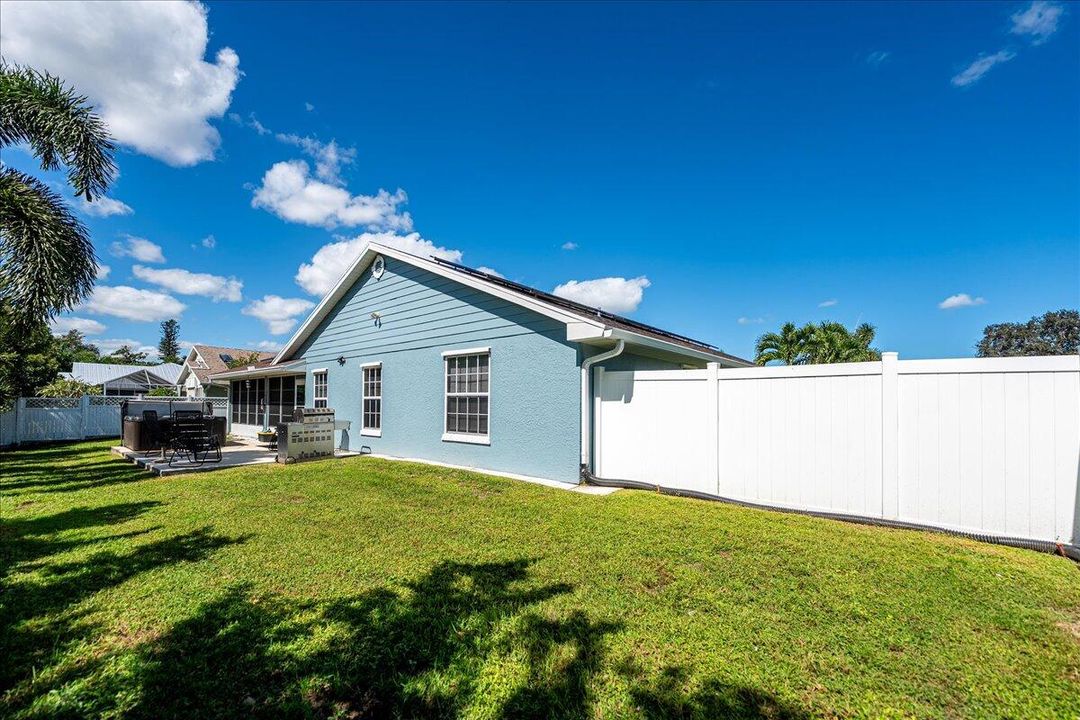 待售: $424,900 (3 贝兹, 2 浴室, 1960 平方英尺)