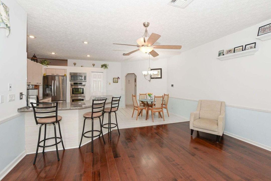 待售: $424,900 (3 贝兹, 2 浴室, 1960 平方英尺)