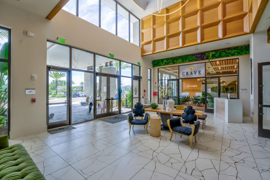 Active With Contract: $12,000 (5 beds, 7 baths, 4605 Square Feet)