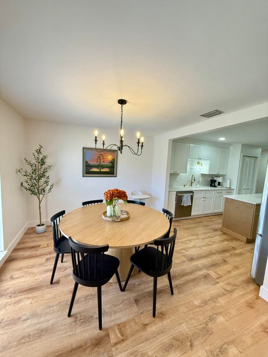 En Venta: $499,000 (3 camas, 2 baños, 2048 Pies cuadrados)