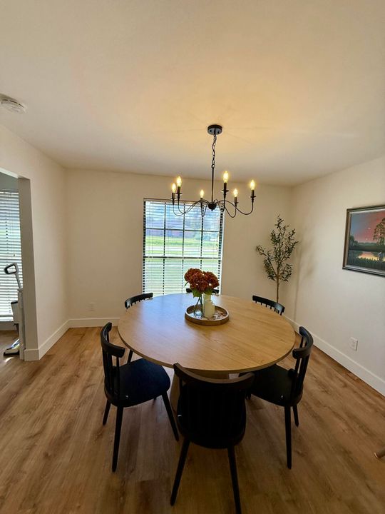 En Venta: $499,000 (3 camas, 2 baños, 2048 Pies cuadrados)