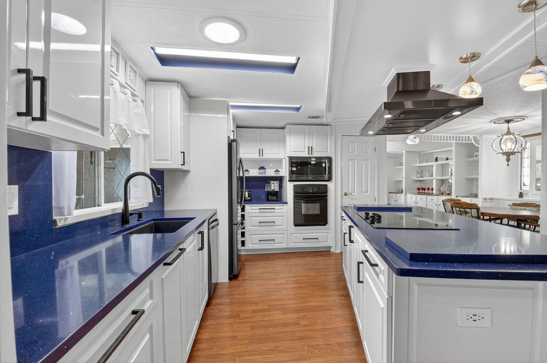 待售: $198,500 (2 贝兹, 2 浴室, 1344 平方英尺)