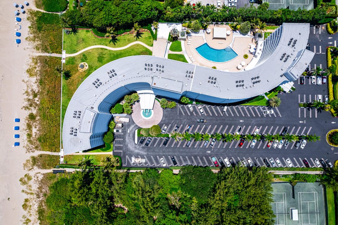 出租: $9,500 (2 贝兹, 2 浴室, 1294 平方英尺)