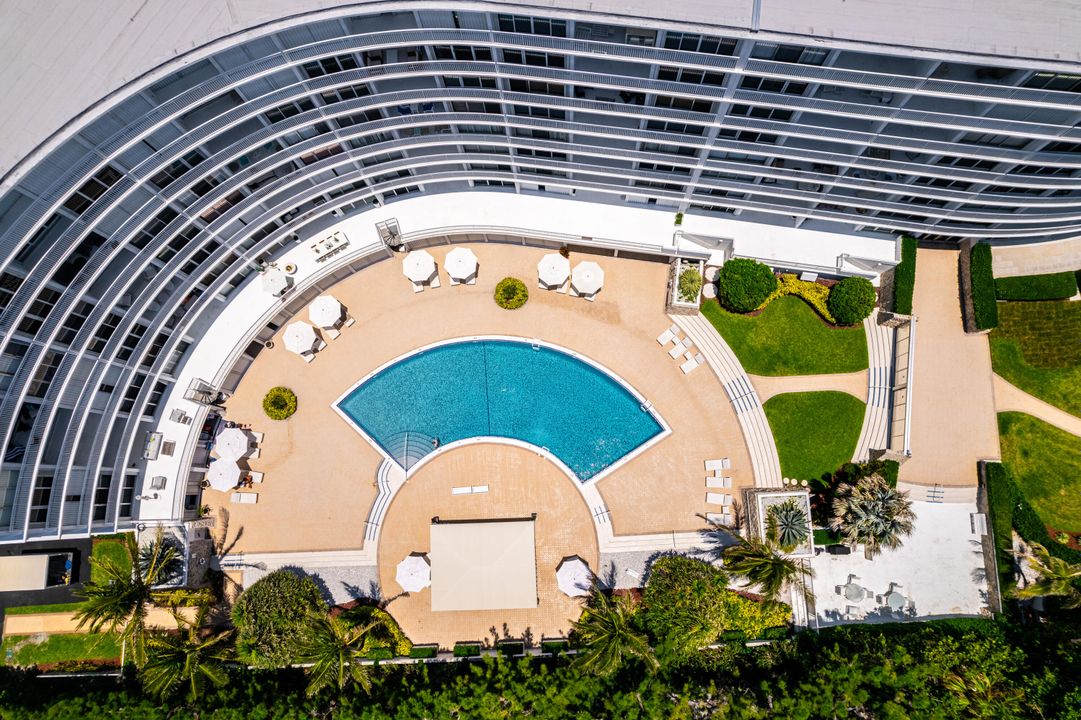 出租: $9,500 (2 贝兹, 2 浴室, 1294 平方英尺)