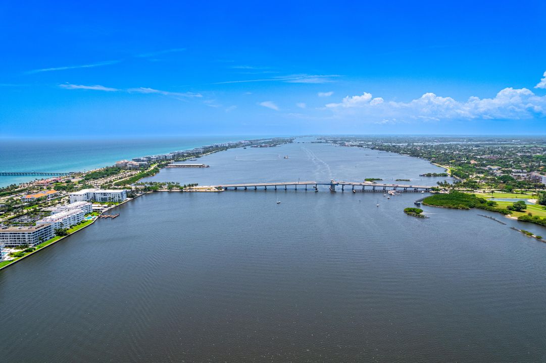 出租: $9,500 (2 贝兹, 2 浴室, 1294 平方英尺)