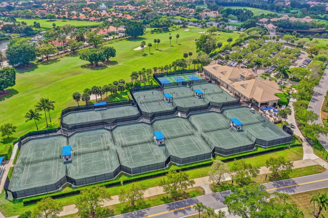 待售: $529,000 (2 贝兹, 2 浴室, 1763 平方英尺)