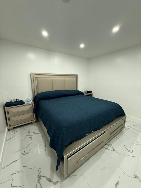 En Venta: $499,000 (4 camas, 3 baños, 1766 Pies cuadrados)