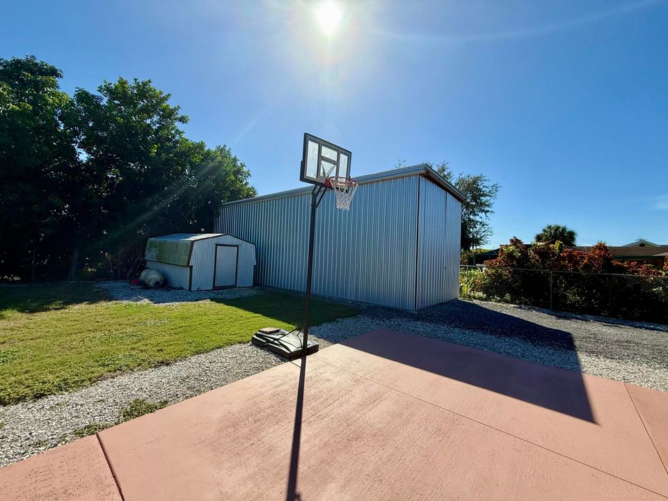 En Venta: $499,000 (4 camas, 3 baños, 1766 Pies cuadrados)