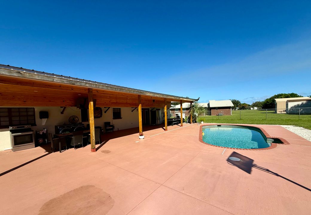 En Venta: $499,000 (4 camas, 3 baños, 1766 Pies cuadrados)