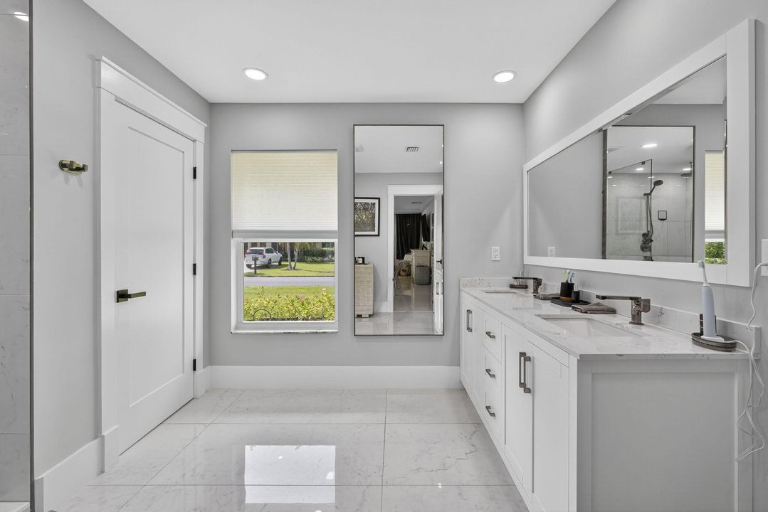 На продажу: $1,189,000 (3 спален, 2 ванн, 2334 Квадратных фут)