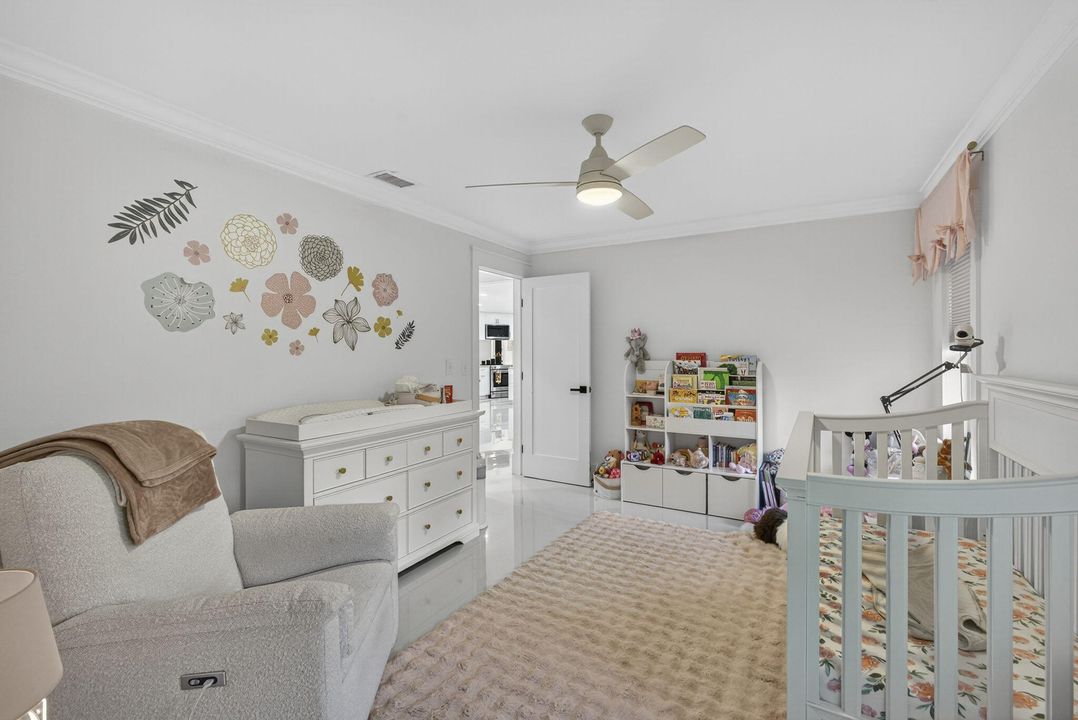 На продажу: $1,189,000 (3 спален, 2 ванн, 2334 Квадратных фут)