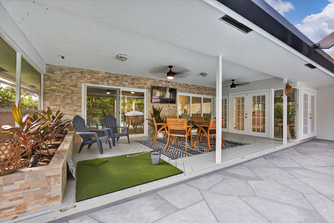 На продажу: $1,189,000 (3 спален, 2 ванн, 2334 Квадратных фут)