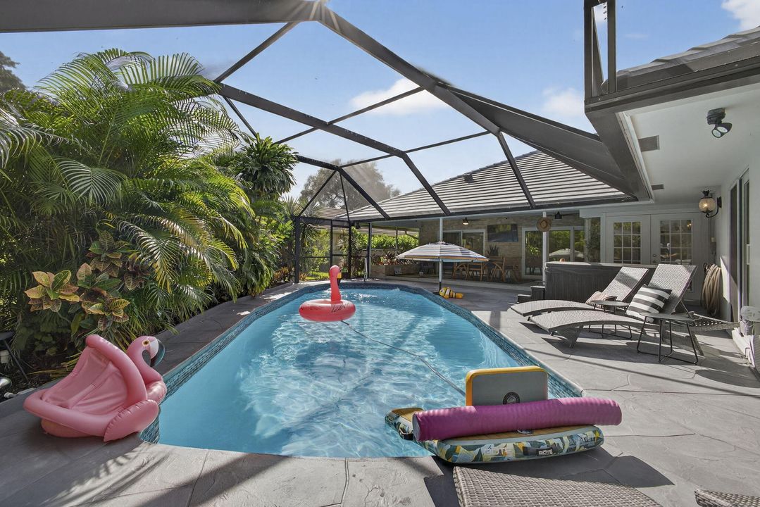 На продажу: $1,189,000 (3 спален, 2 ванн, 2334 Квадратных фут)