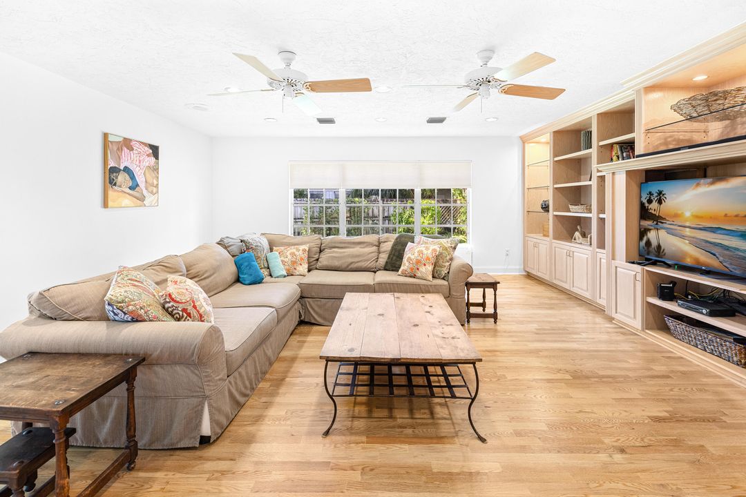 Active With Contract: $640,000 (3 beds, 2 baths, 1895 Square Feet)